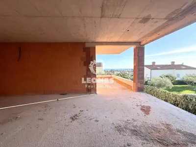 Stan 106 m², Novigrad, pogled na more i balkon - 11