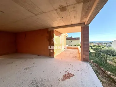 Stan 106 m², Novigrad, pogled na more i balkon - 15
