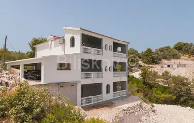 Kuća 400 m², Supetar na Braču, mirna lokacija blizu centra i mora - 3