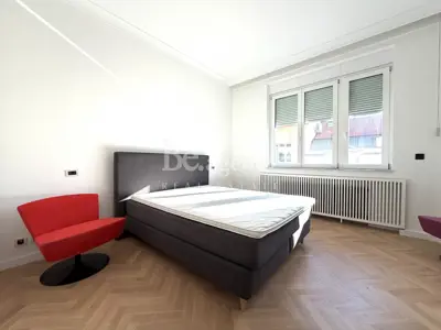 Zagreb, Centar - Trg bana Jelačića 154 m² (lease) - 10