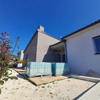 Kuća 135 m², Šikići kod Pule - prizemnica s garažom - 10