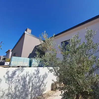 Kuća 135 m², Šikići kod Pule - prizemnica s garažom - 9