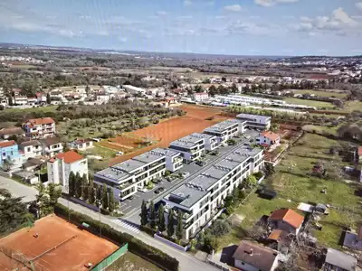 Wohnung in Štinjan, 1. Stock, Terrasse und Parkplatz