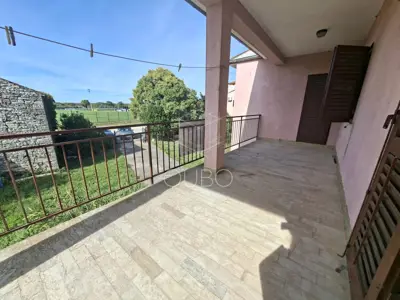 Haus in Bale, ruhige Lage und großer Garten - 2