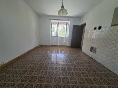 Haus in Bale, ruhige Lage und großer Garten - 10