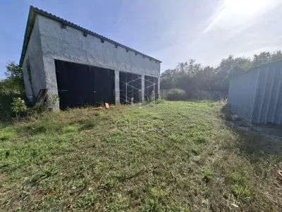 Haus in Bale, ruhige Lage und großer Garten - 19