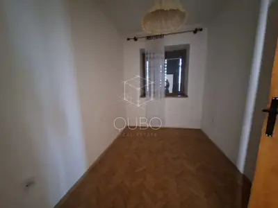 Haus in Bale, ruhige Lage und großer Garten - 14