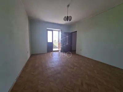 Haus in Bale, ruhige Lage und großer Garten - 11