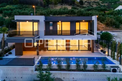 Vila 274 m², Krilo Jesenice - 100 m od mora - 14