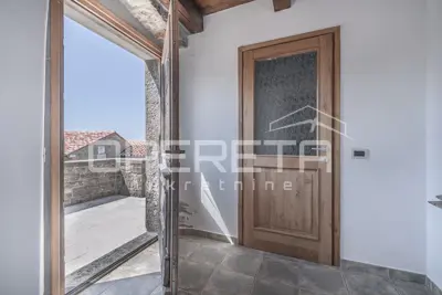 House for sale in Buje, 200 m² - 21