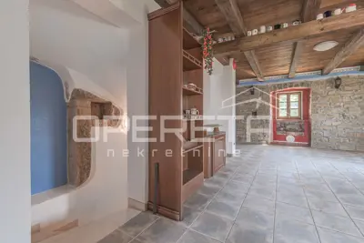 House for sale in Buje, 200 m² - 10