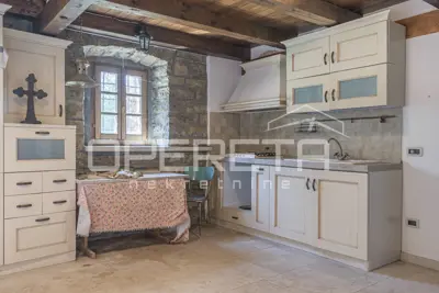 House for sale in Buje, 200 m² - 8