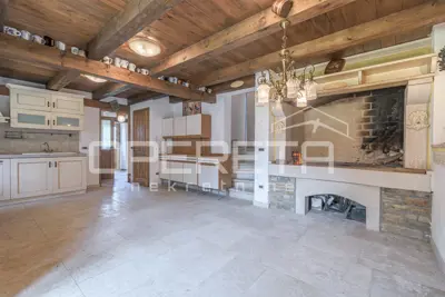 House for sale in Buje, 200 m² - 4