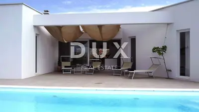 Villa 135 m², Linardići - pool and sea view - 6