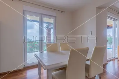 House for sale in Kaštelir, 165 m² - 6