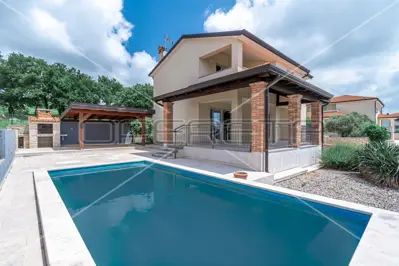 House for sale in Kaštelir, 165 m² - 3