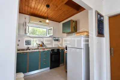 Kuća 475 m², Čiovo - drugi red uz more - 7