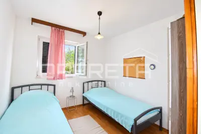 Kuća 475 m², Čiovo - drugi red uz more - 16