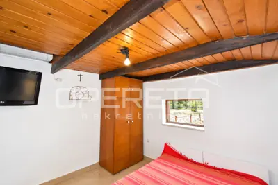 Kuća 475 m², Čiovo - drugi red uz more - 20
