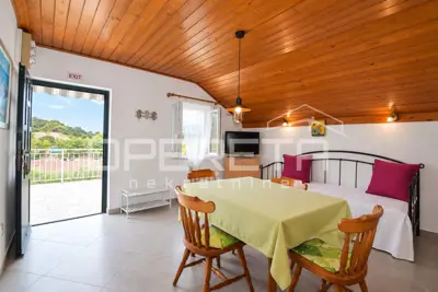 Kuća 475 m², Čiovo - drugi red uz more - 5