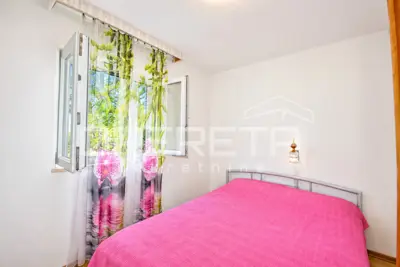 Kuća 475 m², Čiovo - drugi red uz more - 17