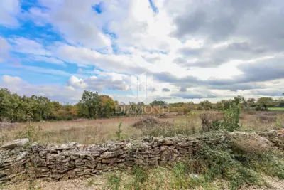 Building plot 1,010 m², Filipana - flat and infrastructure