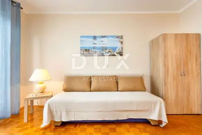 Haus 300 m², Malinska - 100 m vom Meer, 4 Apartments - 19
