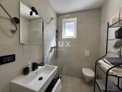 Wohnung zum Kauf in Crikvenica, 161 m² - 9