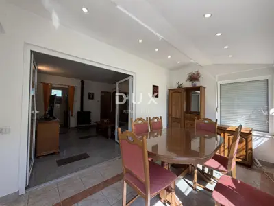 Haus 160 m², Zukve - 150 m von dem Strand - 5