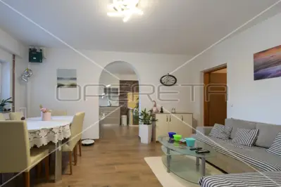 House 285 m², Zaprešić Centar, 3 floors - 4