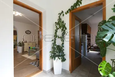 House 285 m², Zaprešić Centar, 3 floors - 22