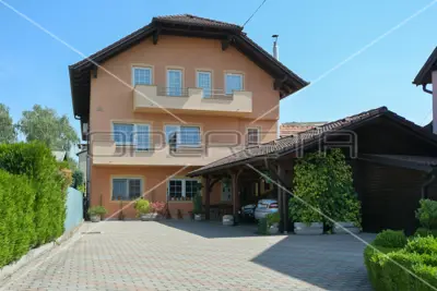 House 285 m², Zaprešić Centar, 3 floors
