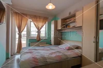 House 285 m², Zaprešić Centar, 3 floors - 12