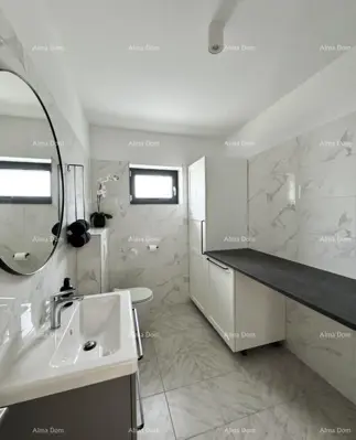 Kuća 178 m², Rovinjsko Selo, bazen i okućnica - 12