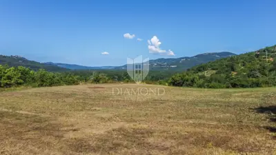 Building plot 1,970 m², Motovun - view of Motovun - 4