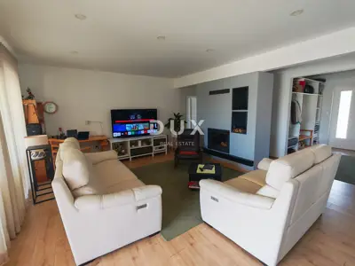Haus 186 m², Krančići - Pool und Außenküche - 8
