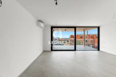 Apartment 99 m², Novigrad - sea view and elevator - 10