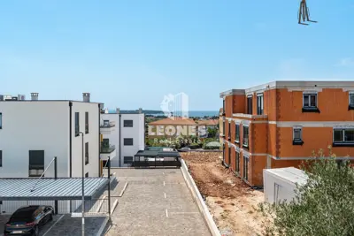 Apartment 99 m², Novigrad - sea view and elevator - 5