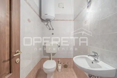 Istria, Poreč - Family house with three residential units and sea view - 12