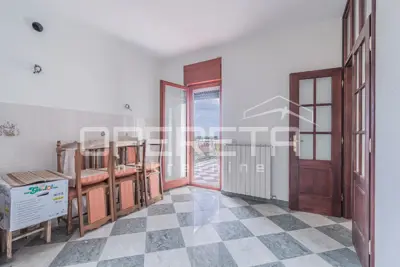 Istria, Poreč - Family house with three residential units and sea view - 20