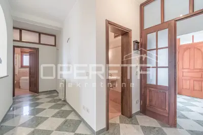 Istria, Poreč - Family house with three residential units and sea view - 18