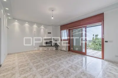 Istria, Poreč - Family house with three residential units and sea view - 19