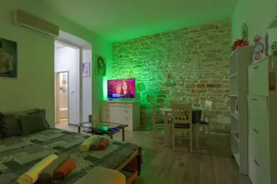 Stan 41 m², Pula Centar, blizu Amfiteatra - 10