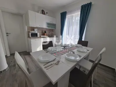 Haus 300 m², Dramalj - 5 Apartments und Meerblick - 11
