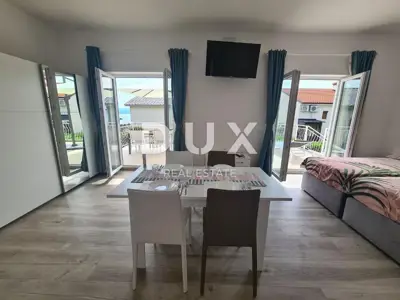 Haus 300 m², Dramalj - 5 Apartments und Meerblick - 15