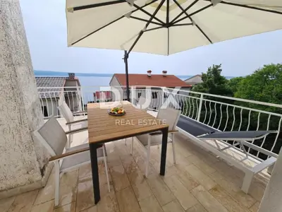 Haus 300 m², Dramalj - 5 Apartments und Meerblick - 3