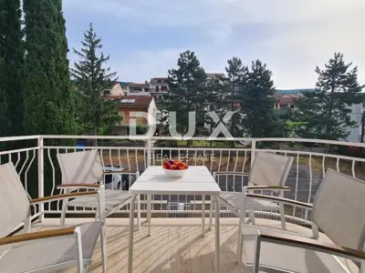 Haus 300 m², Dramalj - 5 Apartments und Meerblick - 2