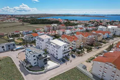 Wohnung zum Kauf in Povljana, 73,4 m² - 11