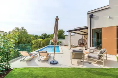 Haus 144 m², Svetvinčenat - modernes Doppelhaus - 9