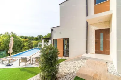 Haus 144 m², Svetvinčenat - modernes Doppelhaus